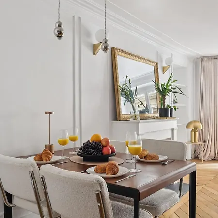 Jardin Des Tuileries & Louvre - Cityapartmentstay Paris Exterior photo